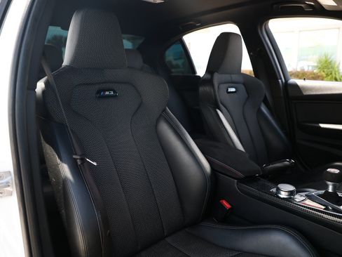 Used 2018 BMW M3 RWD image 20