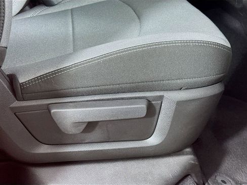 Used 2024 RAM 2500 Big Horn w/ Bed Utility Group image 22