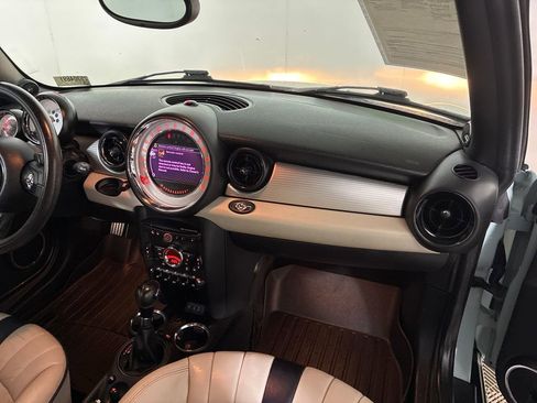 Used 2013 MINI Cooper S image 27