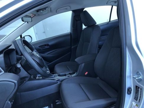 Certified 2025 Toyota Corolla LE image 18