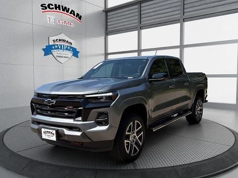 Used 2023 Chevrolet Colorado Z71 w/ Z71 Convenience Package 2 AWD/4WD image 8