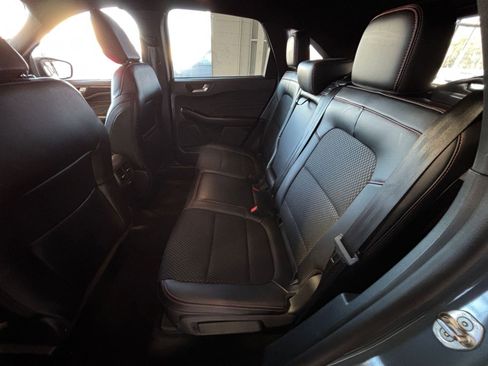 Used 2025 Ford Escape ST-Line image 26
