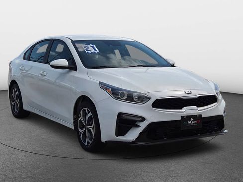 Used 2021 Kia Forte LXS FWD image 2