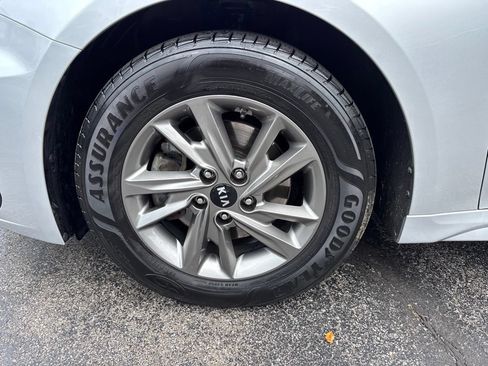 Used 2019 Kia Optima LX FWD image 10