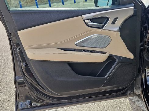 Used 2023 Acura RDX w/ Technology Package image 16