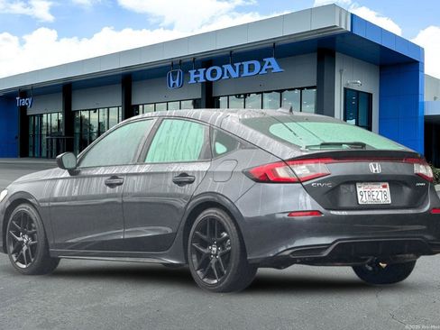 Certified 2025 Honda Civic Sport image 10