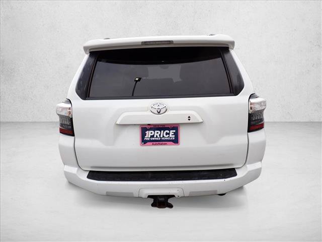 Used 2020 Toyota 4Runner SR5 Premium w/ Moonroof Package AWD/4WD image 3