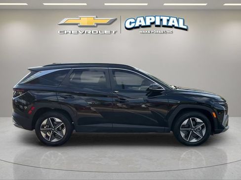Used 2025 Hyundai Tucson SEL FWD image 6