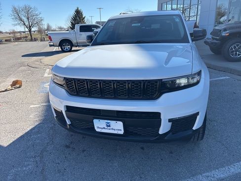 Used 2021 Jeep Grand Cherokee L Limited image 10