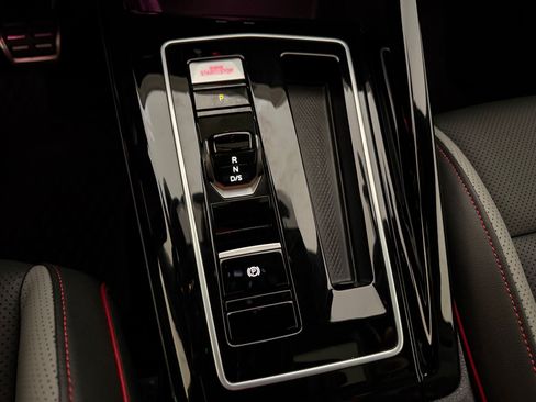 Used 2024 Volkswagen GTI Autobahn FWD image 17