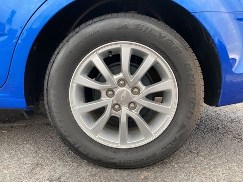 Used 2020 Chevrolet Sonic LT image 16