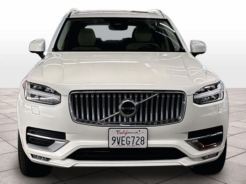 Used 2024 Volvo XC90 B6 Plus AWD/4WD image 3