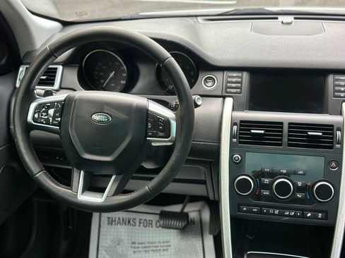 Used 2015 Land Rover Discovery Sport HSE Luxury image 11