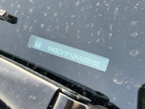 Used 2019 Honda Accord LX image 29