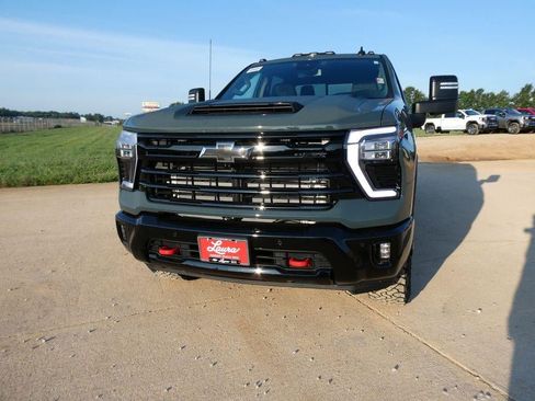 New 2026 Chevrolet Silverado 2500 LT w/ Trail Boss Package AWD/4WD image 9