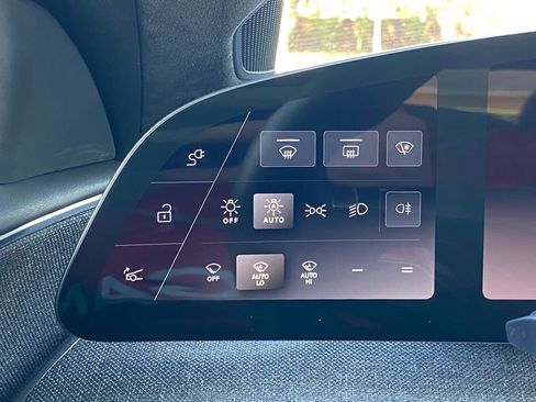 Used 2024 Lucid Air Pure RWD image 33