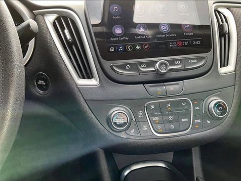 Used 2022 Chevrolet Malibu LT image 24