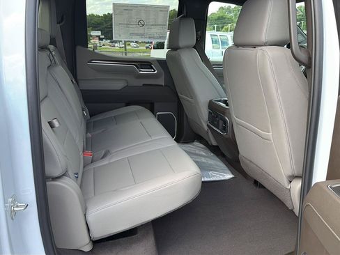 New 2026 Chevrolet Silverado 1500 LTZ w/ LTZ Premium Package AWD/4WD image 12