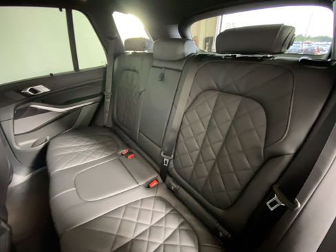 New 2026 BMW X5 sDrive40i w/ M Sport Package image 28