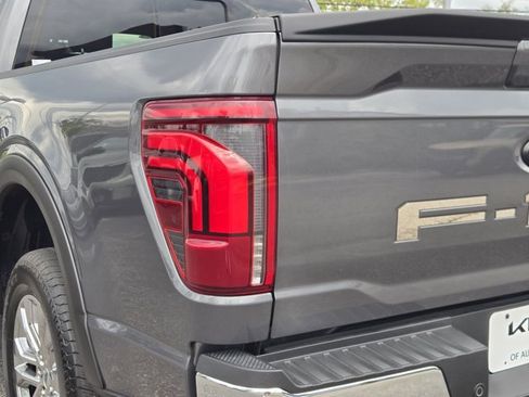 Used 2024 Ford F150 Lariat w/ Tow/Haul Package AWD/4WD image 10
