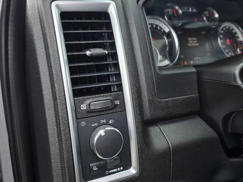 Used 2022 RAM 1500 Classic Warlock AWD/4WD image 13