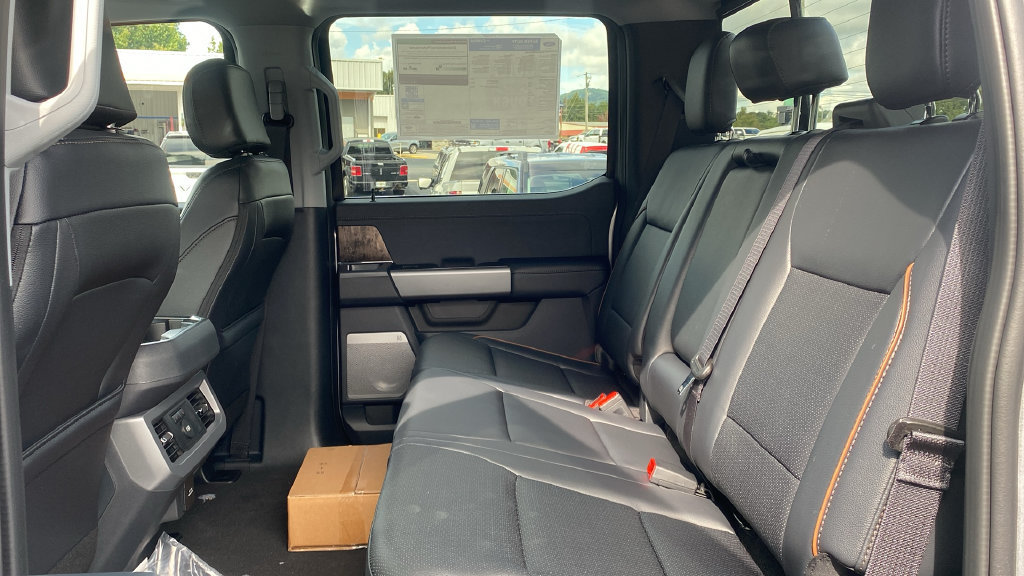 New 2027 Ford F350 Lariat w/ Lariat Premium Package AWD/4WD image 14