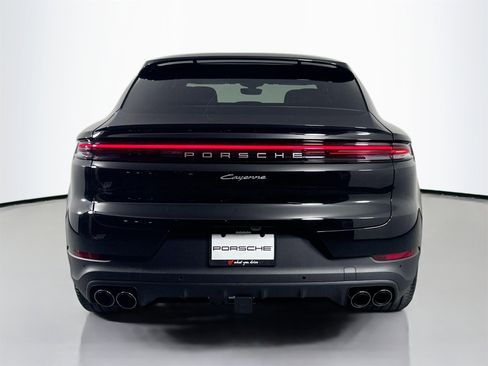 New 2026 Porsche Cayenne E-Hybrid Coupe image 6
