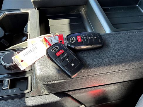 Used 2024 Toyota Tundra SR5 image 36