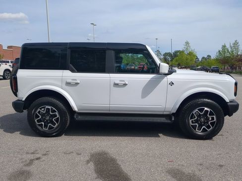 Certified 2025 Ford Bronco Outer Banks image 3