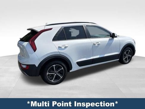 Used 2023 Kia Niro EX FWD image 6