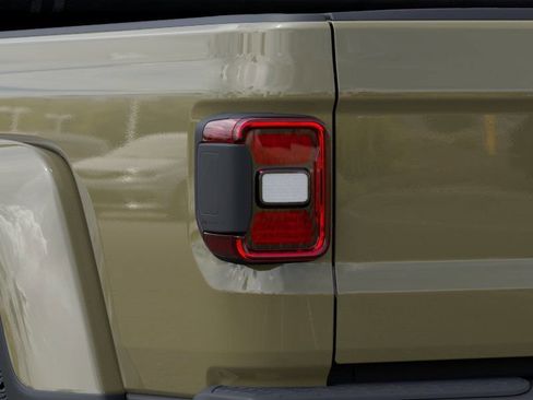 New 2026 Jeep Gladiator Rubicon w/ Safety Group AWD/4WD image 10