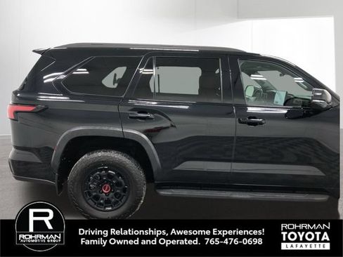 Used 2024 Toyota Sequoia TRD Pro AWD/4WD image 8