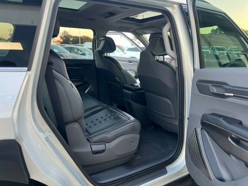 Used 2024 Kia EV9 Wind image 43