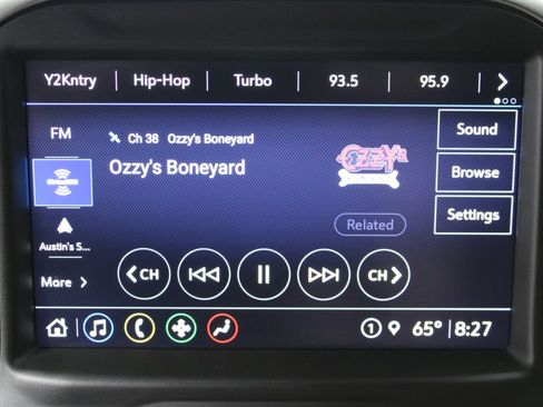 Used 2021 Chevrolet Silverado 1500 RST w/ Convenience Package II AWD/4WD image 20