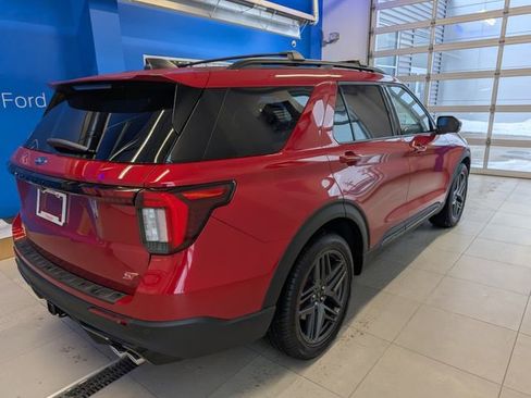 New 2026 Ford Explorer ST w/ Sun And Sound Package image 7