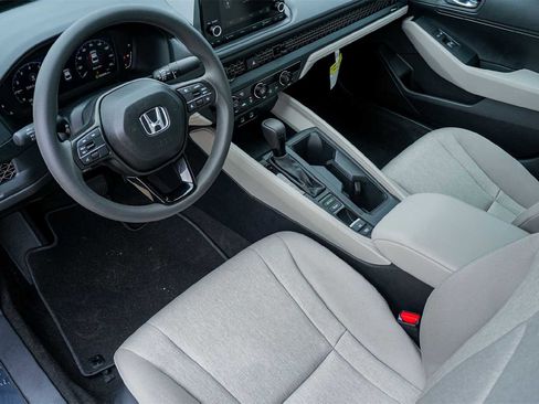 Certified 2025 Honda Accord LX image 2