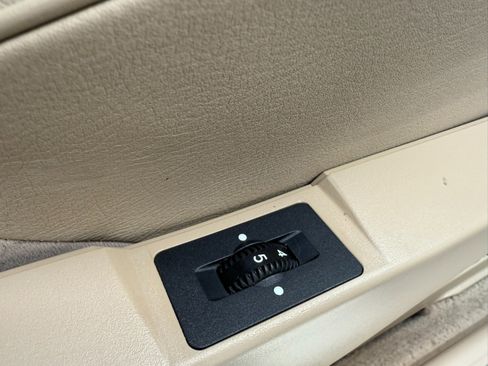 Used 1995 Mercedes-Benz S 500 Sedan image 45