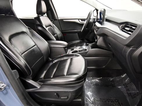Used 2024 Ford Escape Platinum AWD/4WD image 18