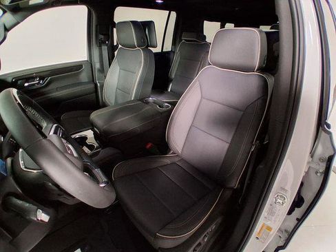 New 2026 GMC Yukon XL Elevation w/ Elevation Premium Package image 10