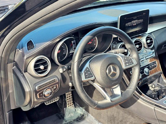 Used 2018 Mercedes-Benz C 300 4MATIC Sedan image 16