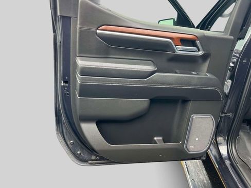 Used 2023 GMC Sierra 1500 Denali w/ Denali Reserve Package image 16