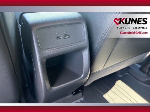 Used 2026 Buick Envista Sport Touring w/ Convenience I Package FWD image 34