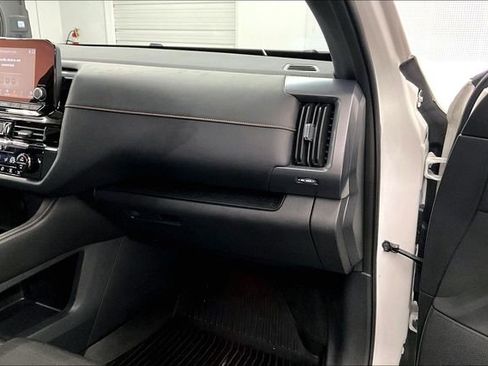 Used 2023 Nissan Pathfinder Rock Creek AWD/4WD image 19