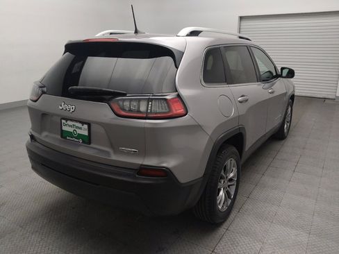 Used 2019 Jeep Cherokee Latitude Plus FWD image 9