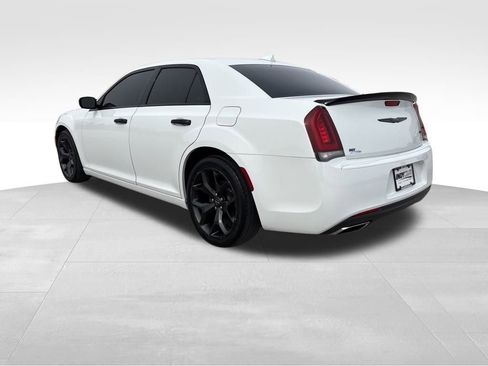 Used 2021 Chrysler 300 Touring w/ Sport Appearance Package image 3
