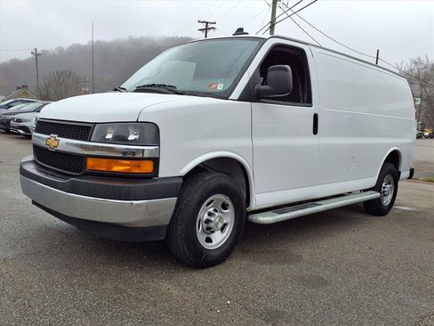 Used 2024 Chevrolet Express 2500 w/ Driver Convenience Package image 1