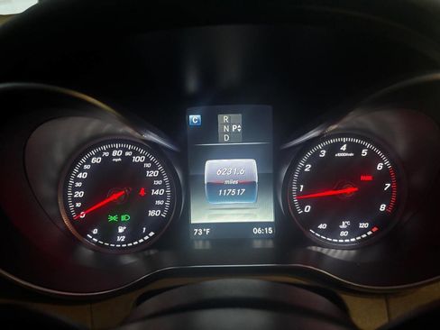 Used 2016 Mercedes-Benz C 300 Sedan w/ Surround View Package image 25