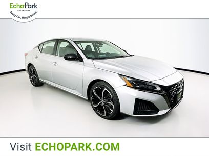 Used 2023 Nissan Altima 2.5 SR