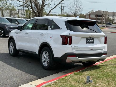 New 2026 Kia Sorento LX FWD image 5