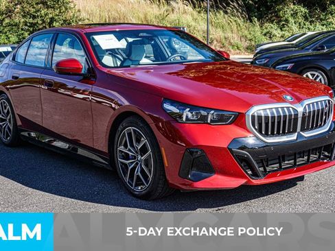 Used 2025 BMW i5 eDrive40i w/ M Sport Package image 4